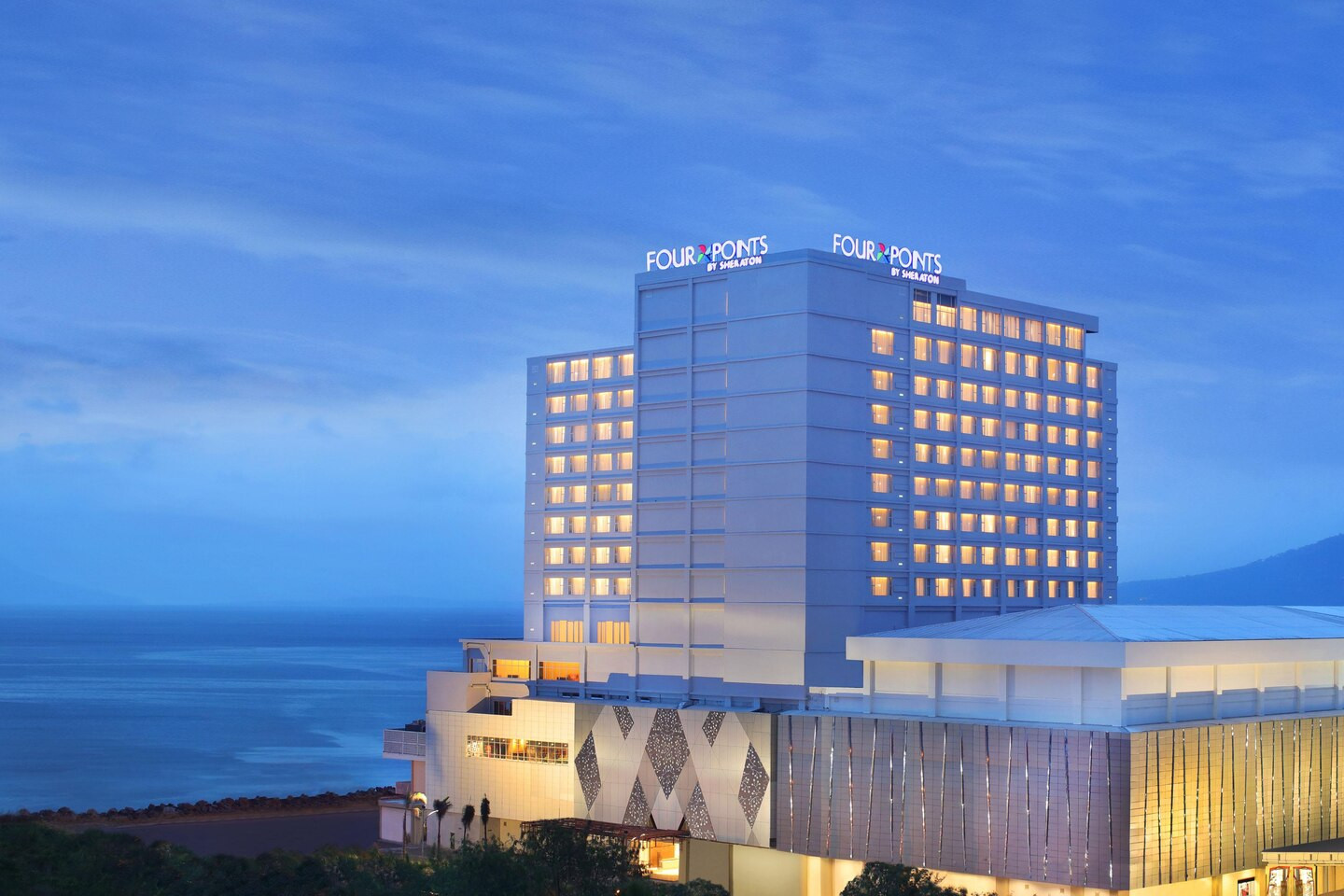 Four Point Hotel Menado